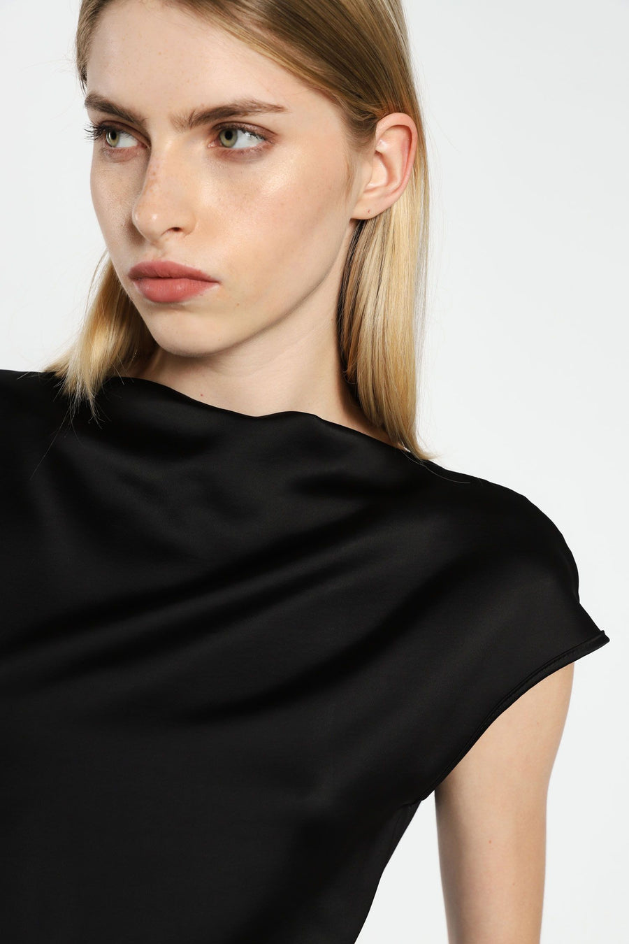Rochie midi